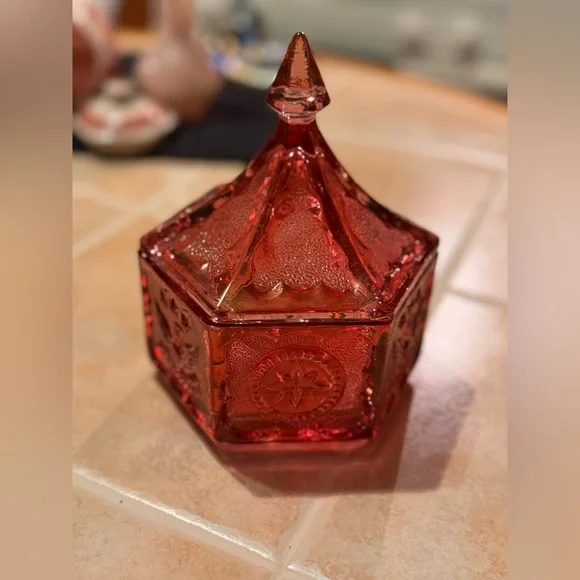 Vintage Tiara Indiana Glass Dish w/lid✨ - Picture 15 of 15